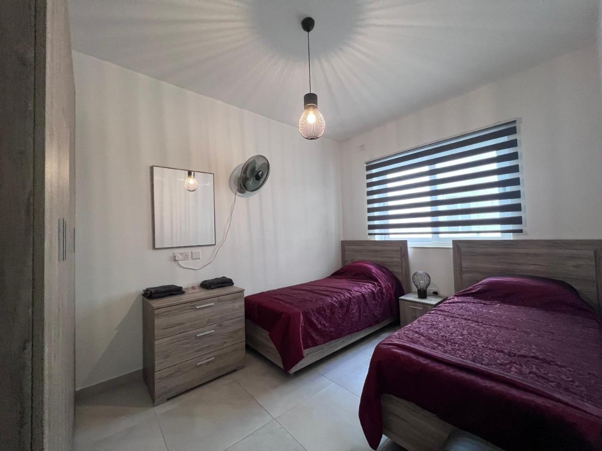 Zenia Court Apartman Marsaskala Kültér fotó